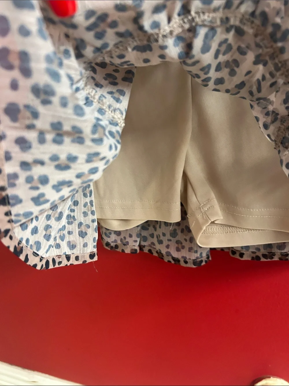 Tahari Cream Top with skort Leopard-Print Bow Accent size 5t
